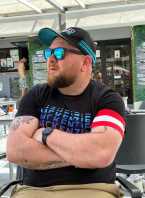 Darreng128's Profile